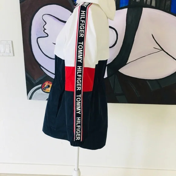 New Tommy Hilfiger Ladies' Long Windbreaker Logo Hooded Rain Jacket SIZE S - Picture 8 of 9